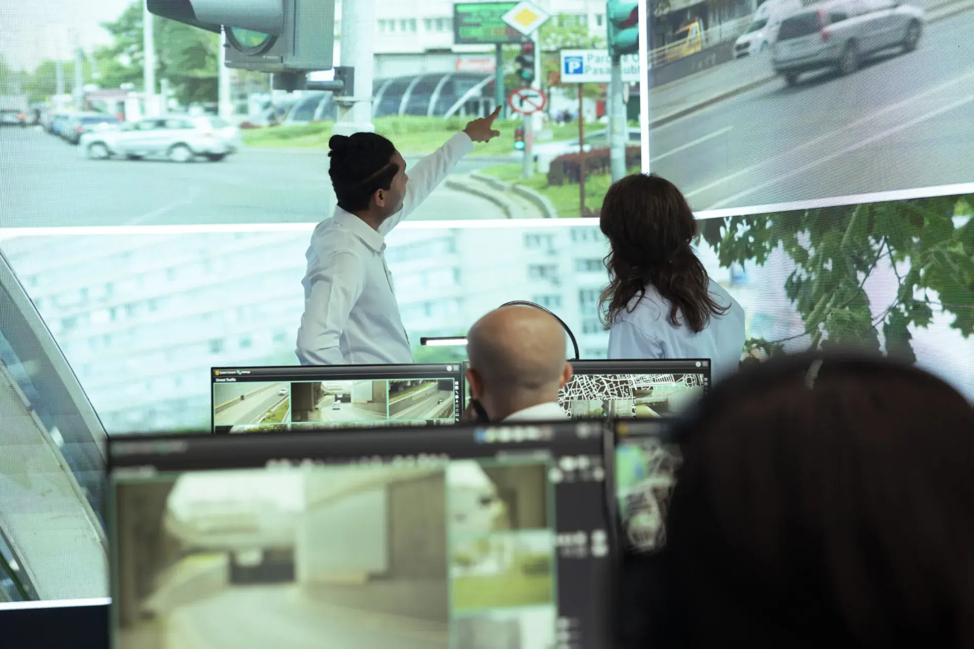 Offsite CCTV monitoring for KwaZulu-Natal businesses: control room team watching CCTV screens and a video wall